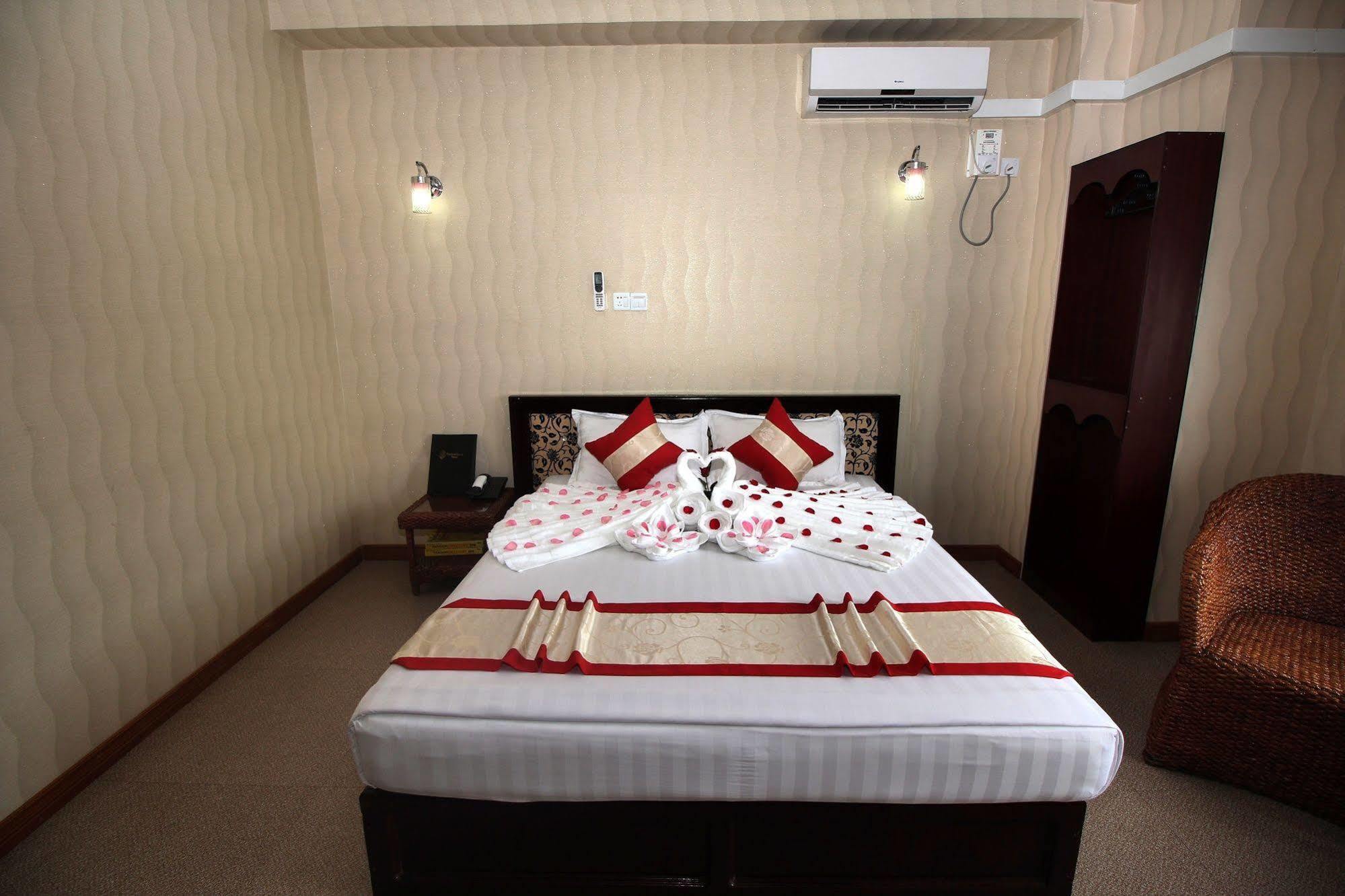 Diamond Crown Hotel Gyogon Exterior foto
