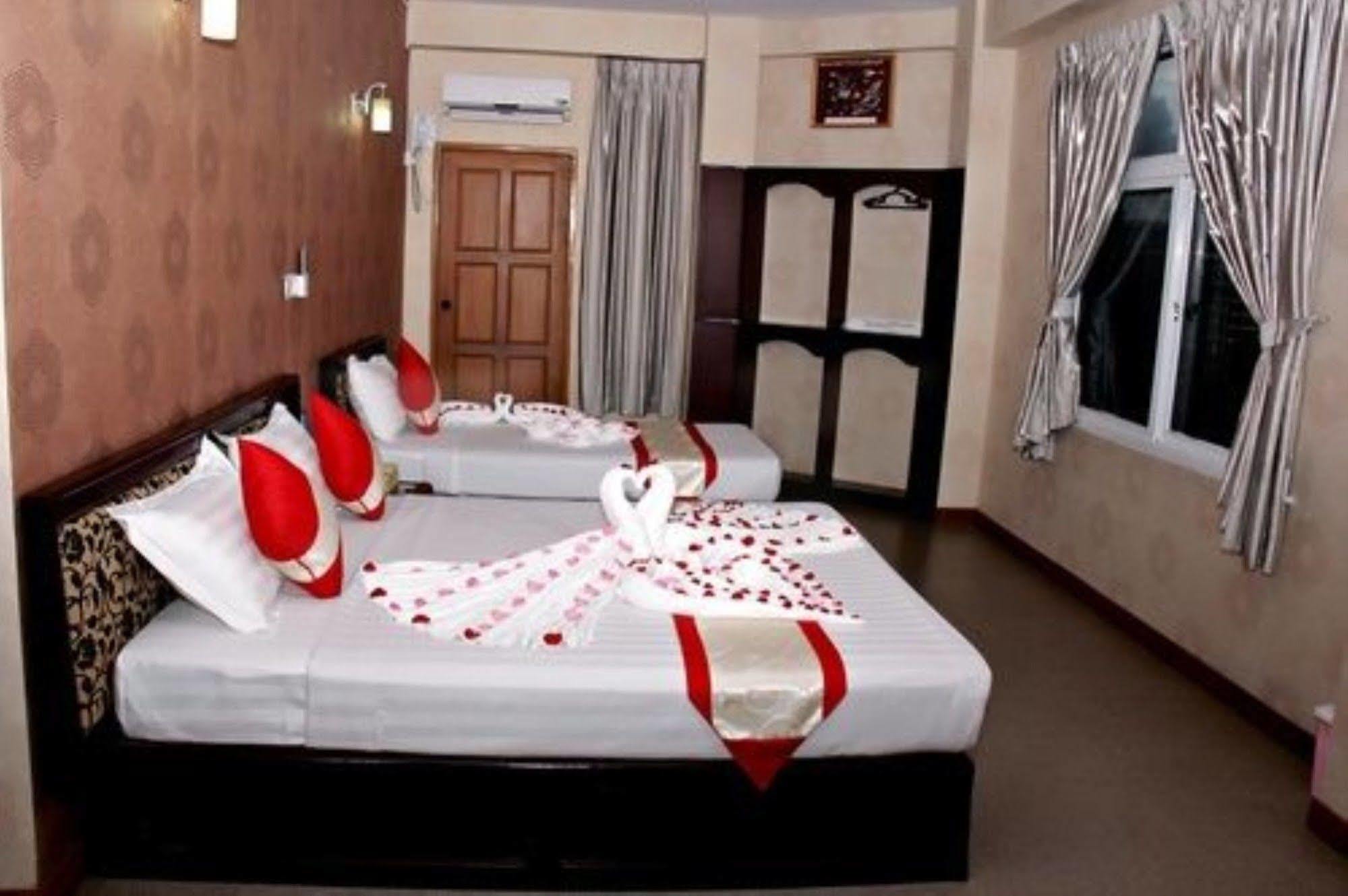 Diamond Crown Hotel Gyogon Exterior foto